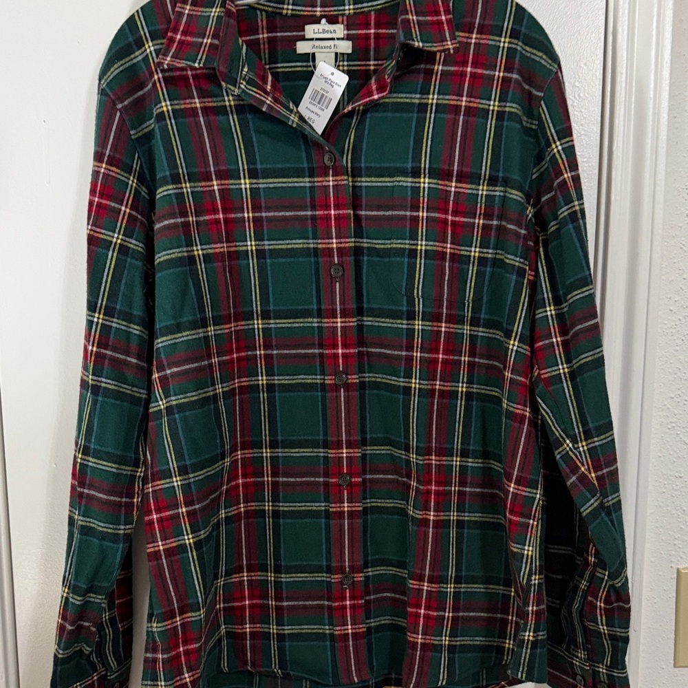 L.L. Bean Women's Scotch Plaid Flannel Shirt, Relaxed Size Large NWT